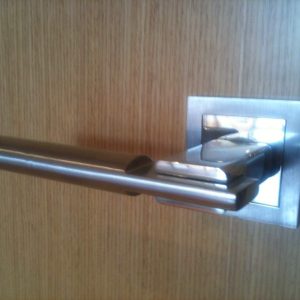 Manivelas para puertas